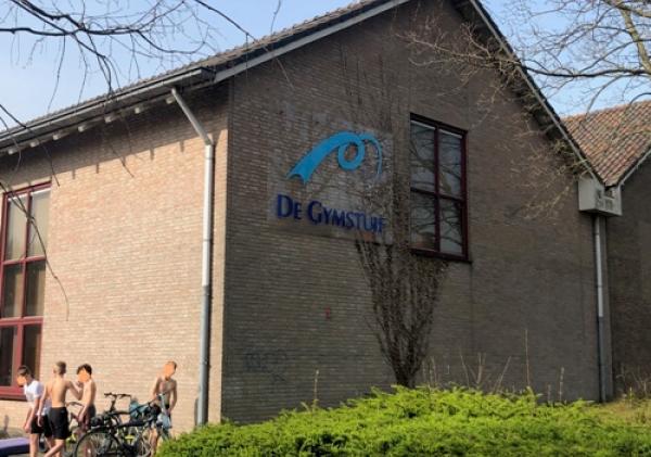 Gymstuif aan de Julianaweg Volendam